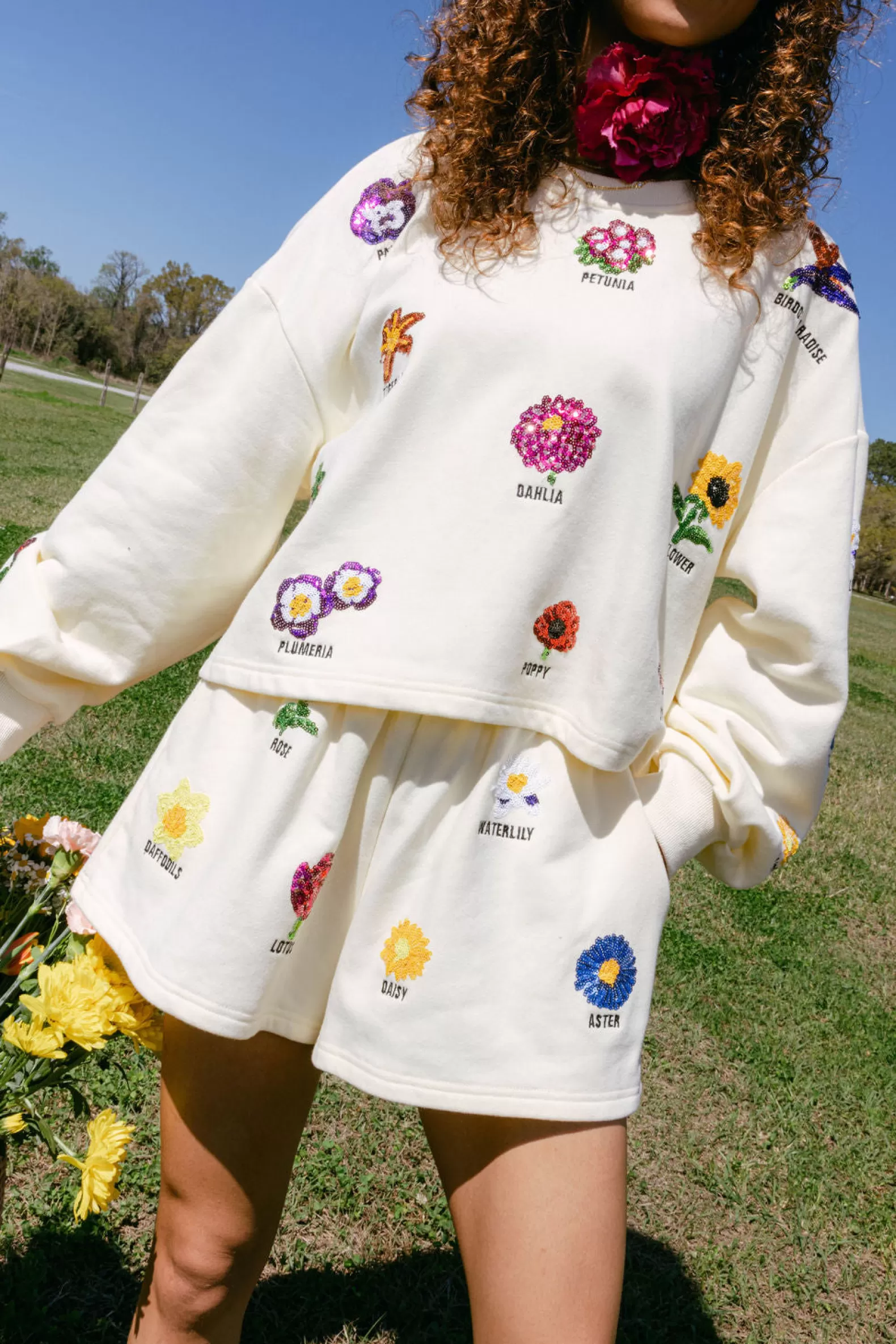 Queen of Sparkles Shorts | Sets<Flower Type Scattered Short Beige