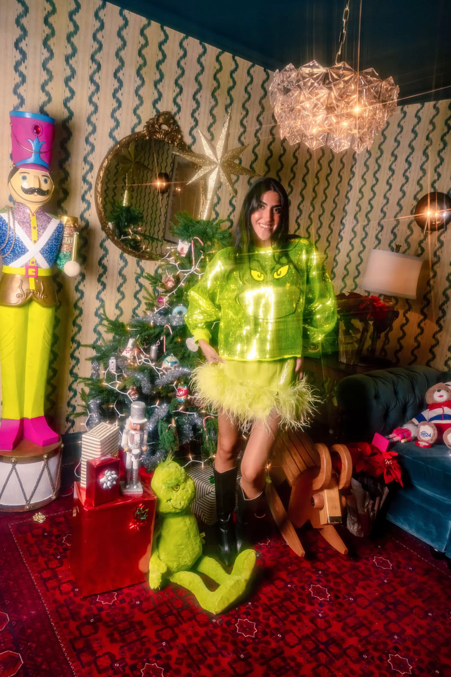 Queen of Sparkles Skirts<Sequin Feather Bottom Skort Green