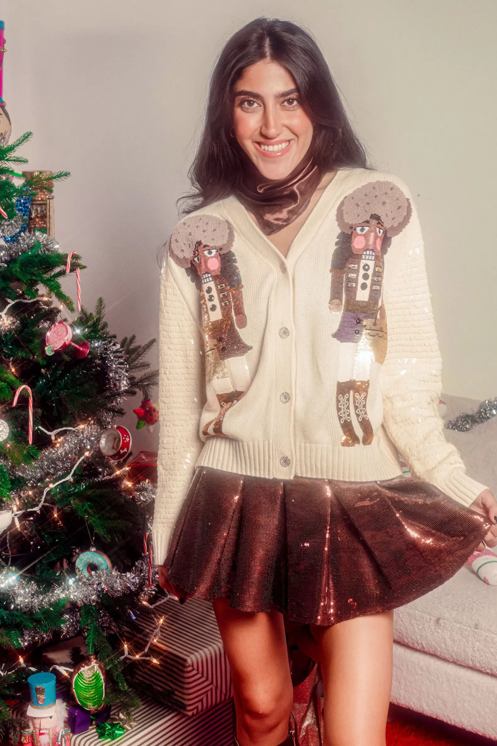 Queen of Sparkles Sweaters<Raven Haired Nutcracker Lady Shard Sequin Sleeve Cardigan Ivory