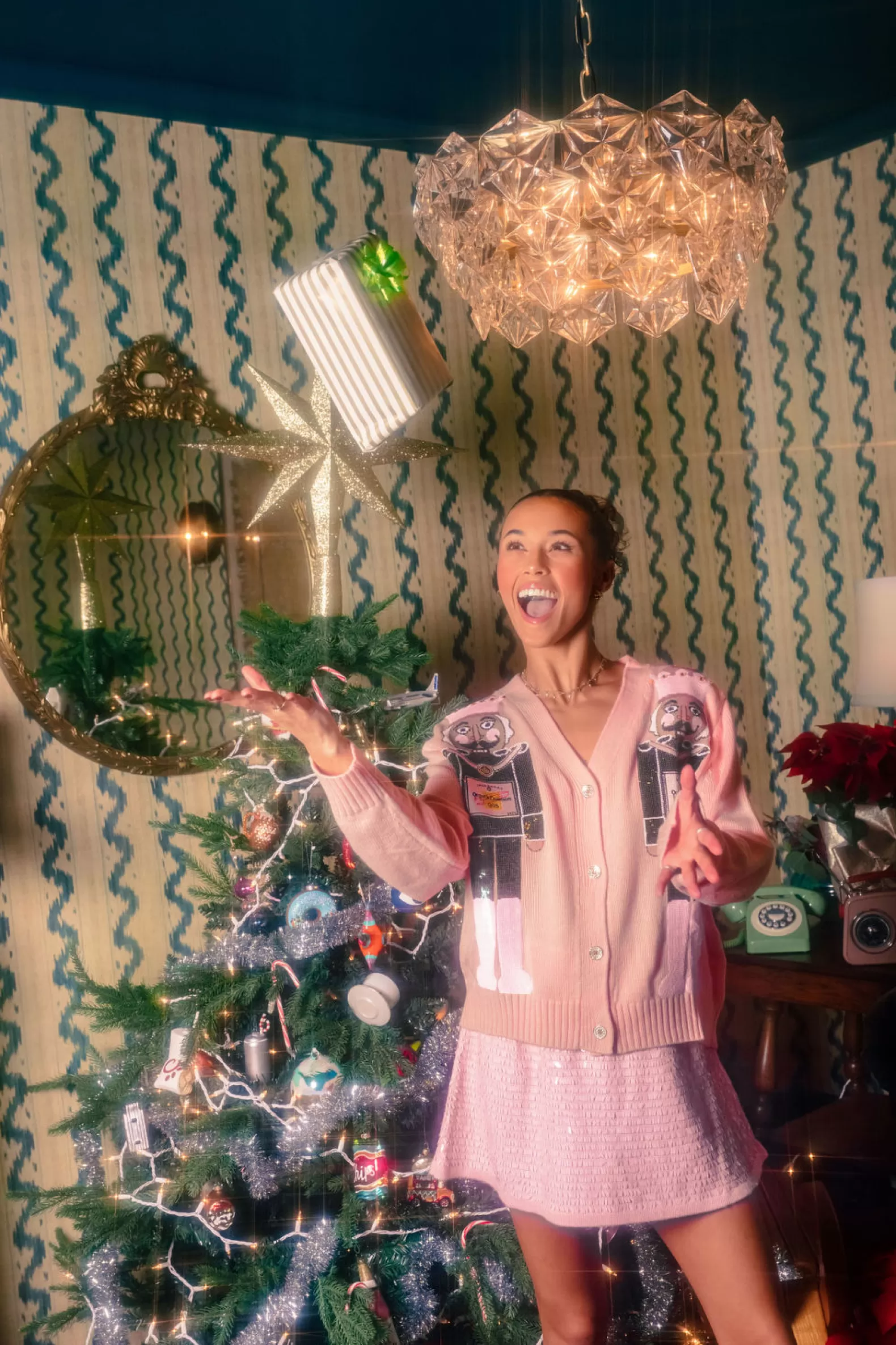 Queen of Sparkles Sweaters<Champagne Nutcracker Cardigan Light Pink