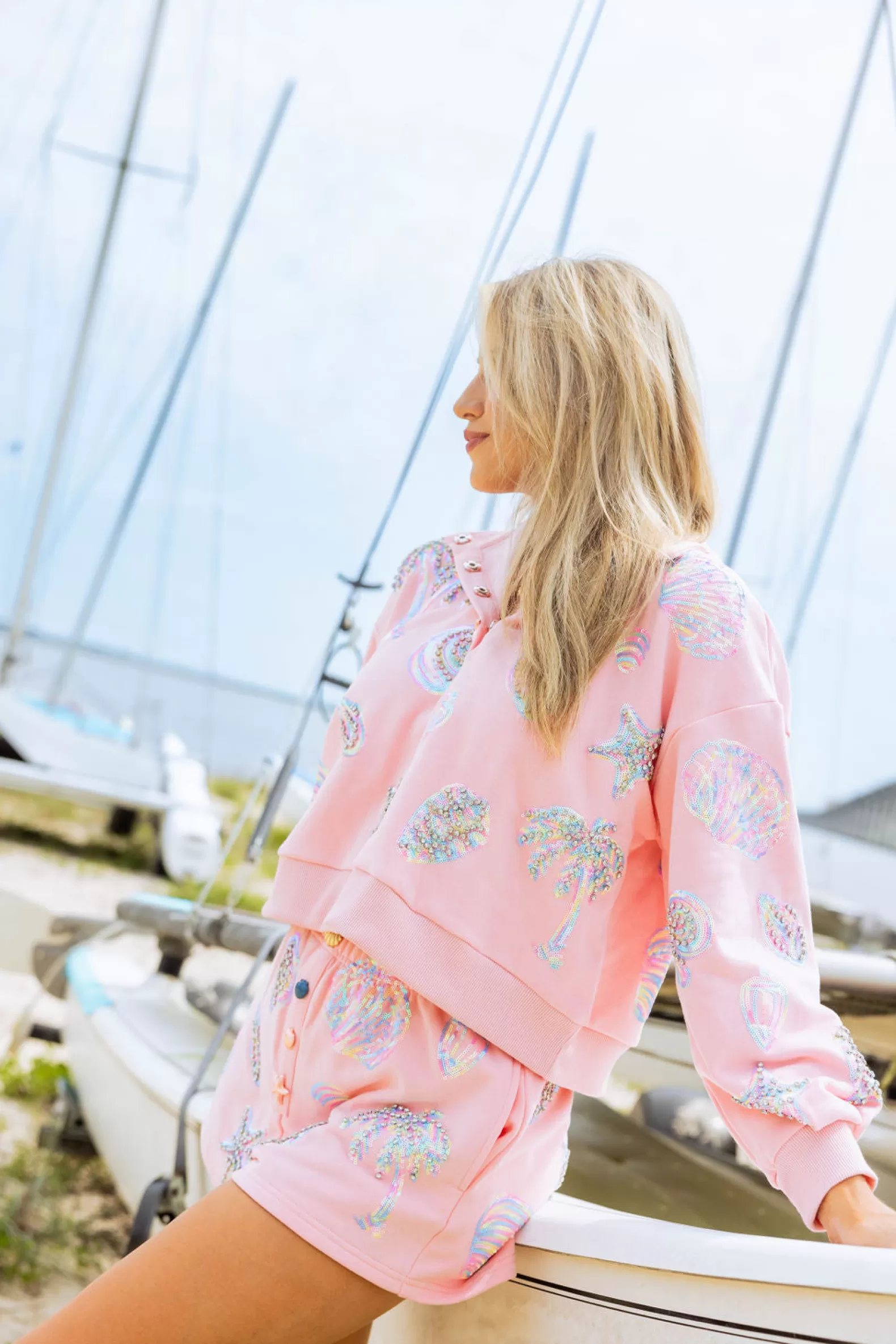Queen of Sparkles Sets | Sweatshirts<Multi Shell Henley Sweatshirt Light Pink