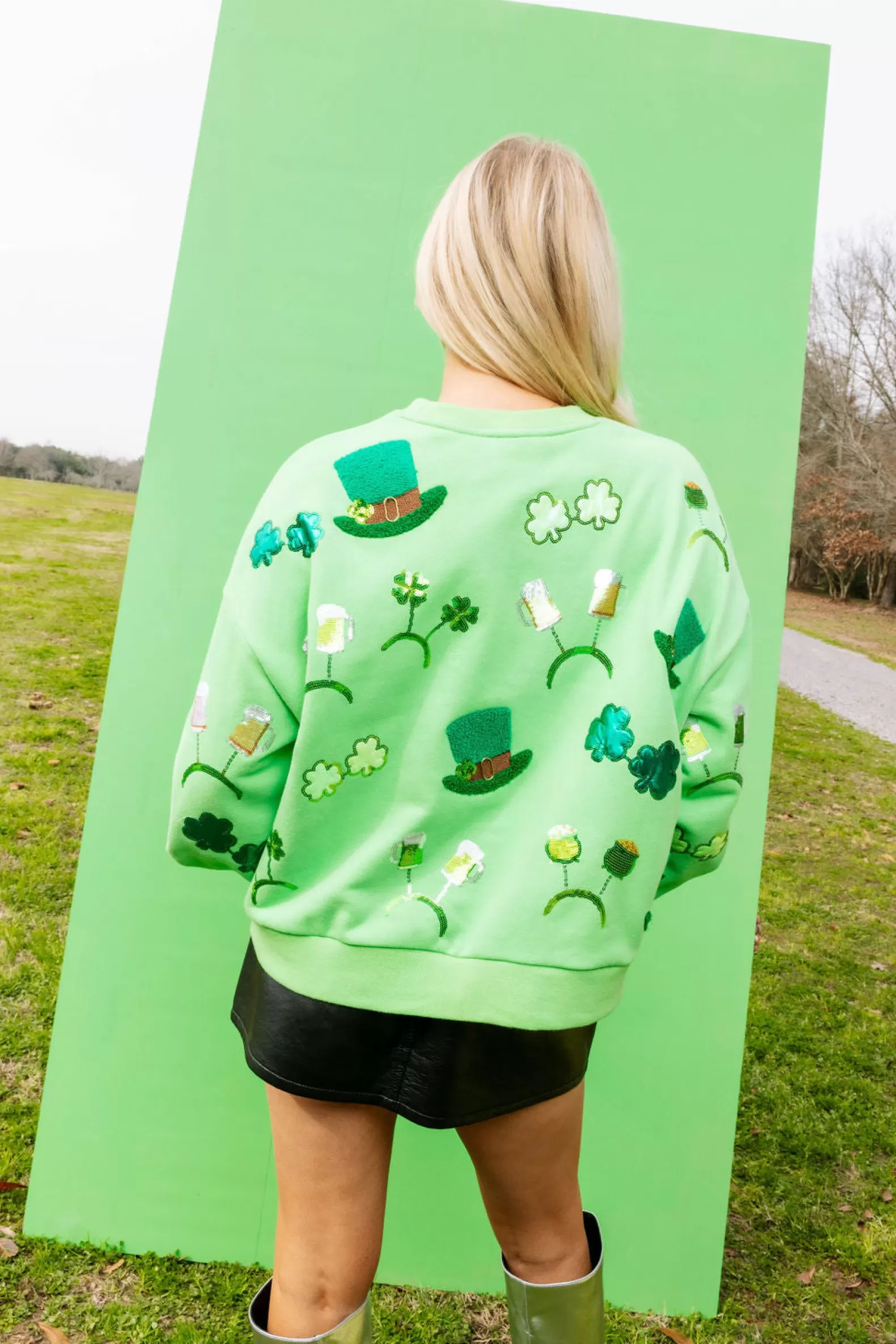 Queen of Sparkles Sweatshirts<St. Patrick's Day Sunglass, Hat & Headband Icon Sweatshirt Neon Green