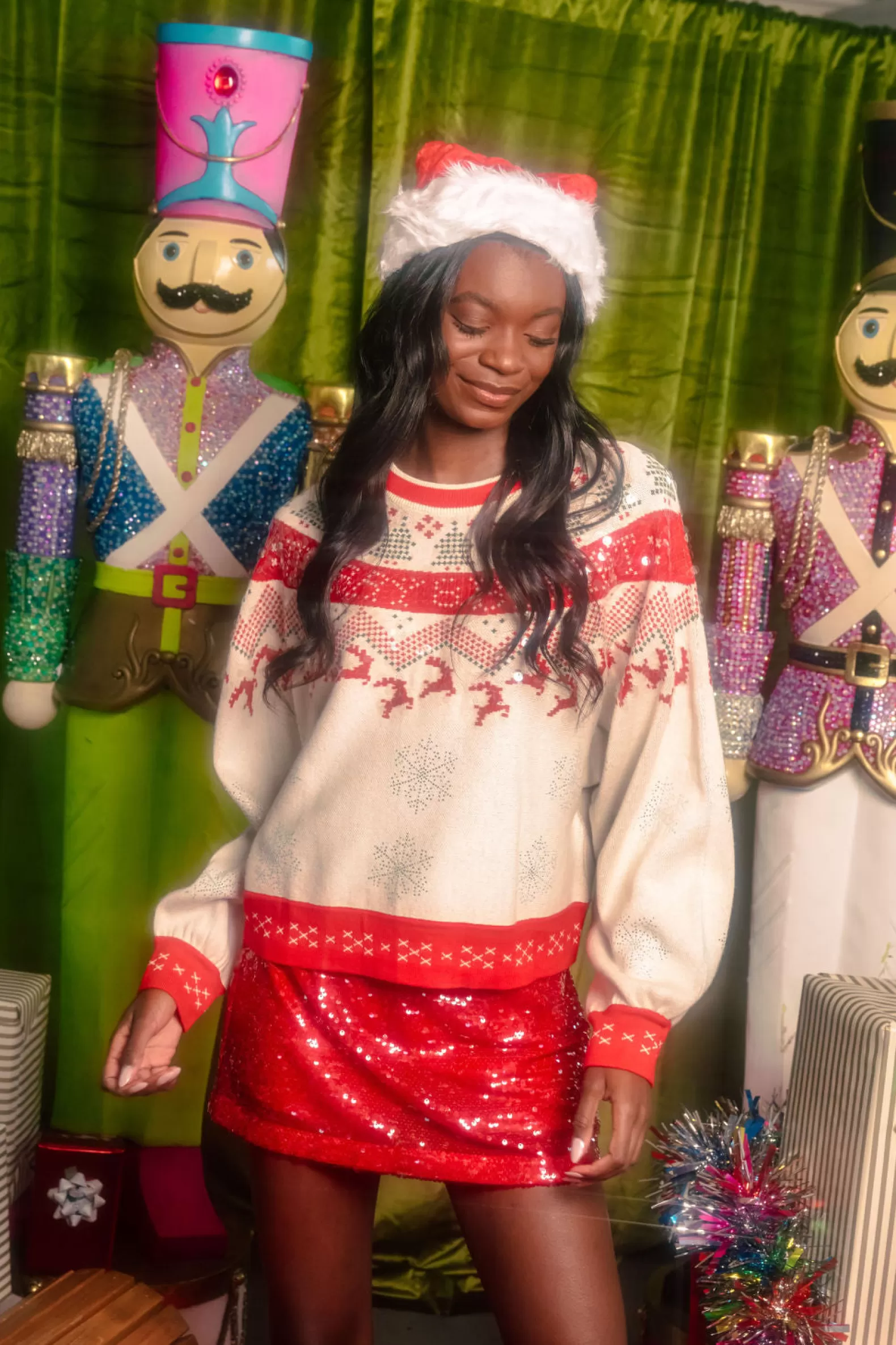 Queen of Sparkles Sweaters<Red & Vintage Needlepoint Reindeer Sweater White