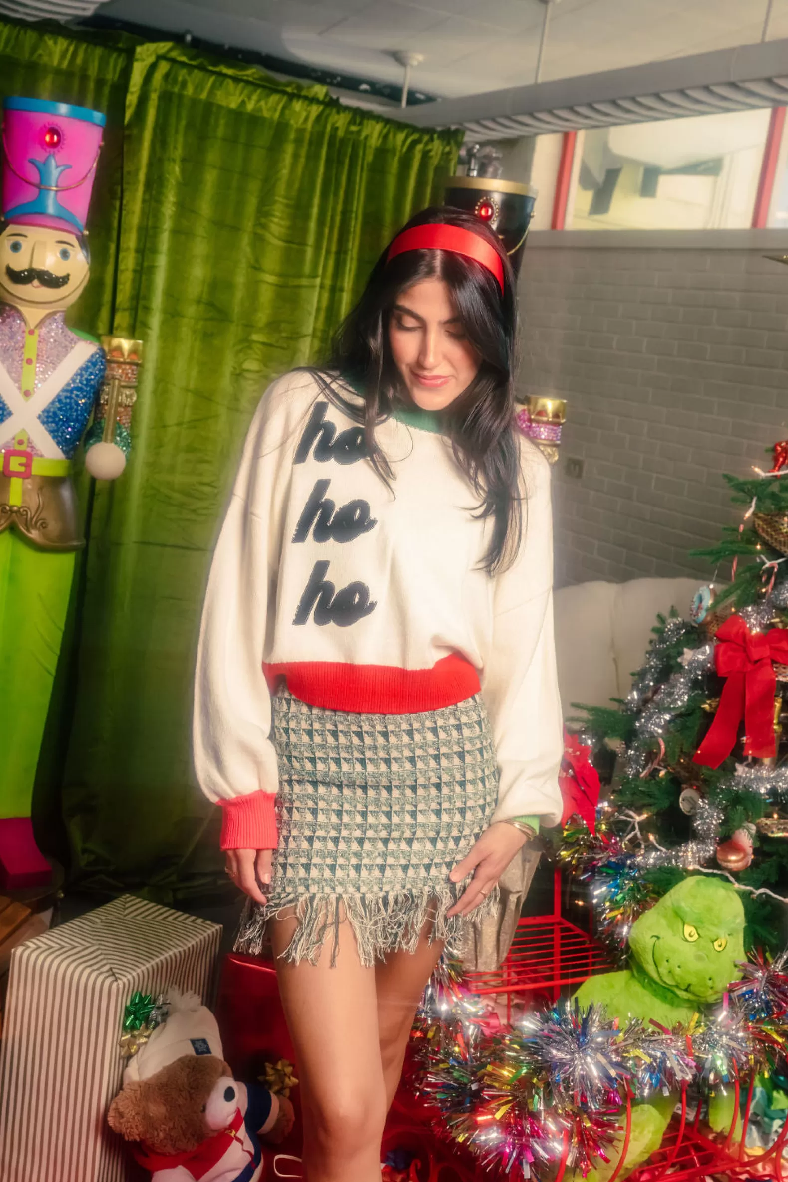 Queen of Sparkles Sweaters<Red, & Green Colorblock 'Ho Ho Ho' Sweater White