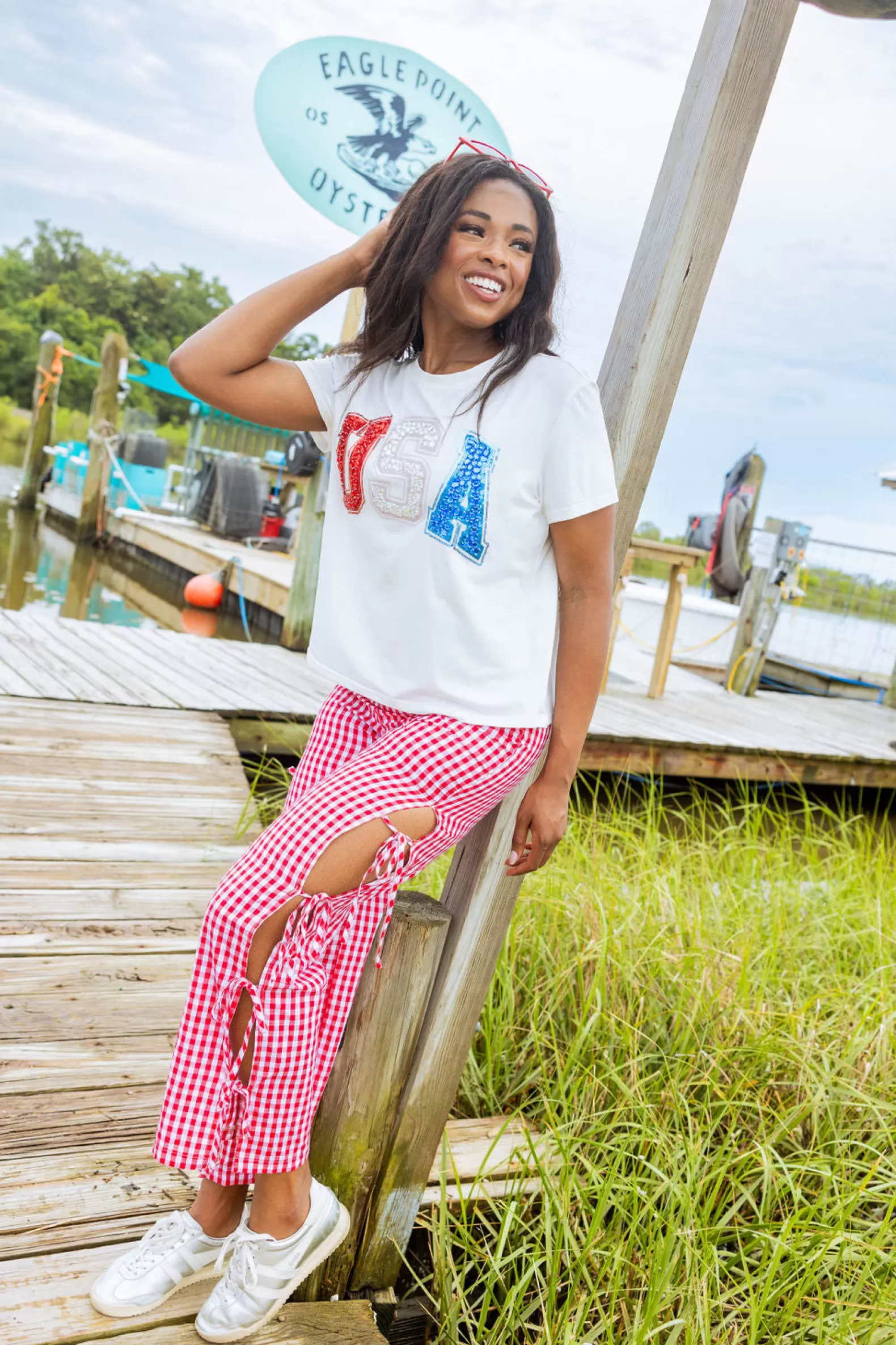 Queen of Sparkles Tees | Our Favorites<Rhinestone 'USA' Tee White