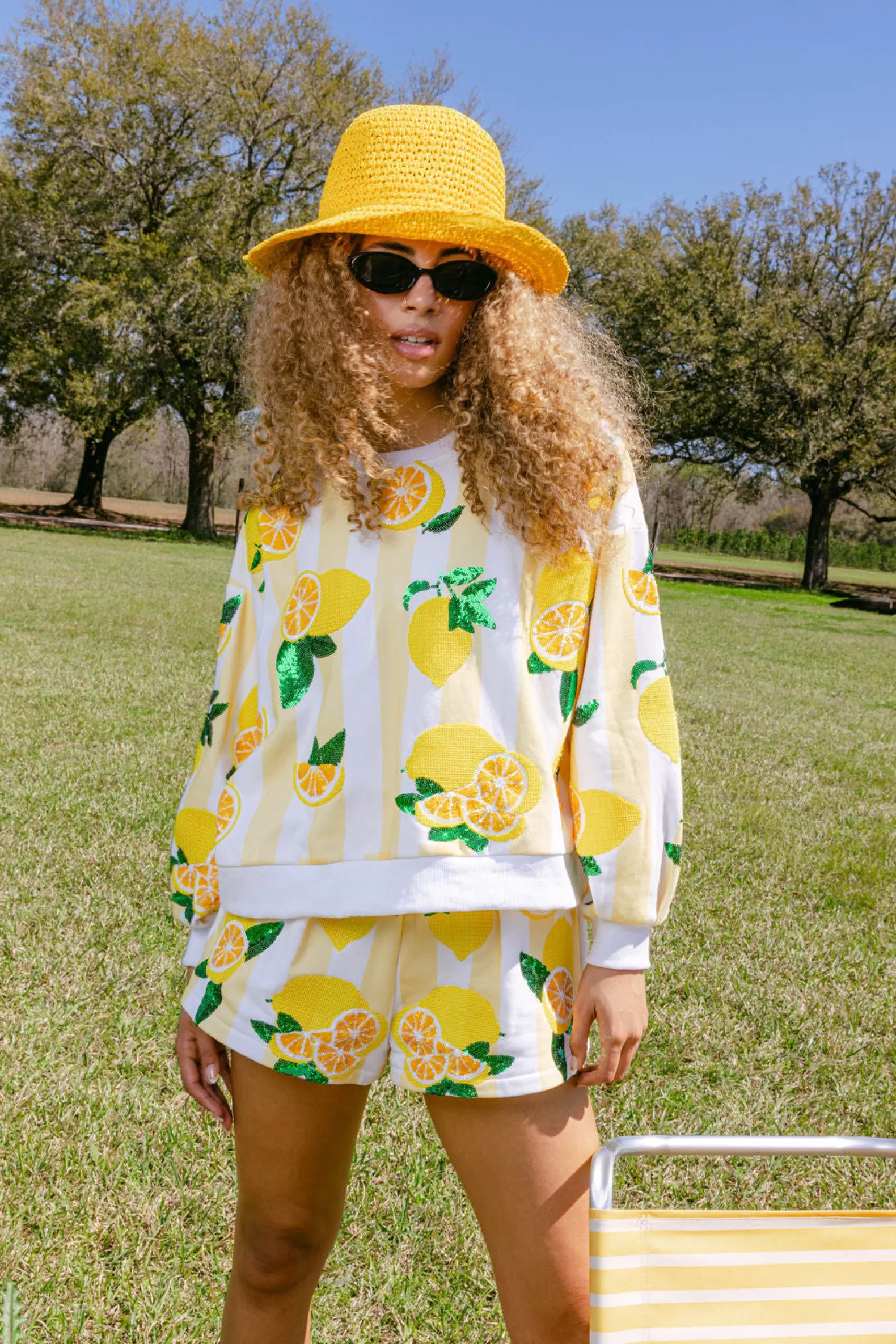 Queen of Sparkles Sweatshirts | Sets<& White Stripe Lemon Sweatshirt Yellow